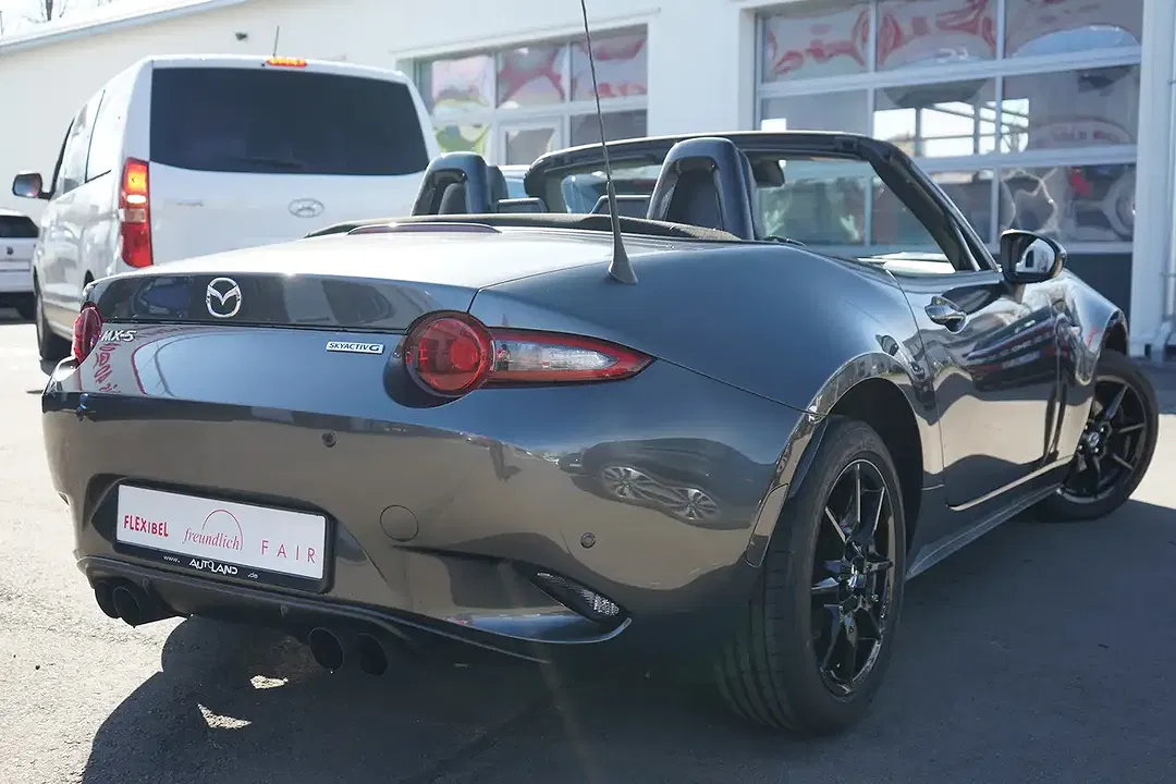 Mazda MX-5 - Thumbnail 14