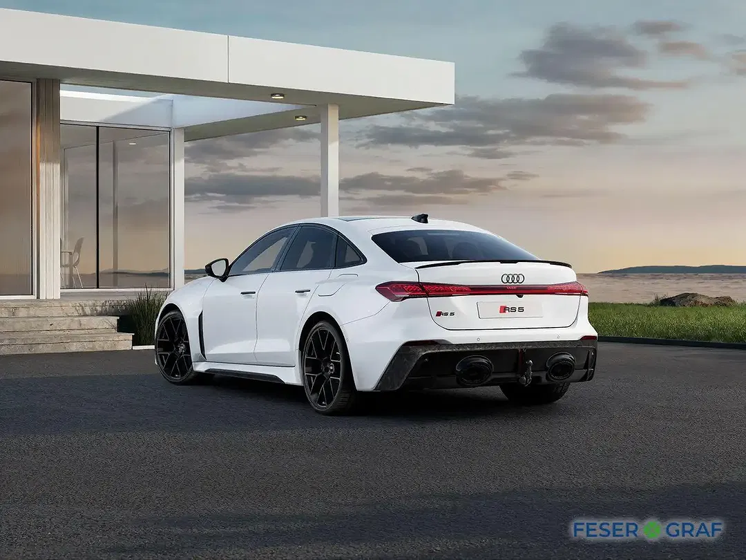 Audi RS5 - Thumbnail 4