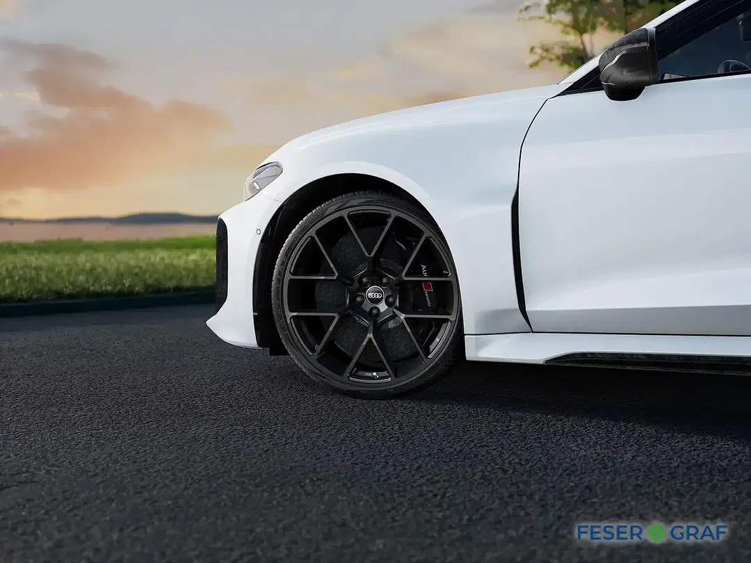 Audi RS5 - Thumbnail 6