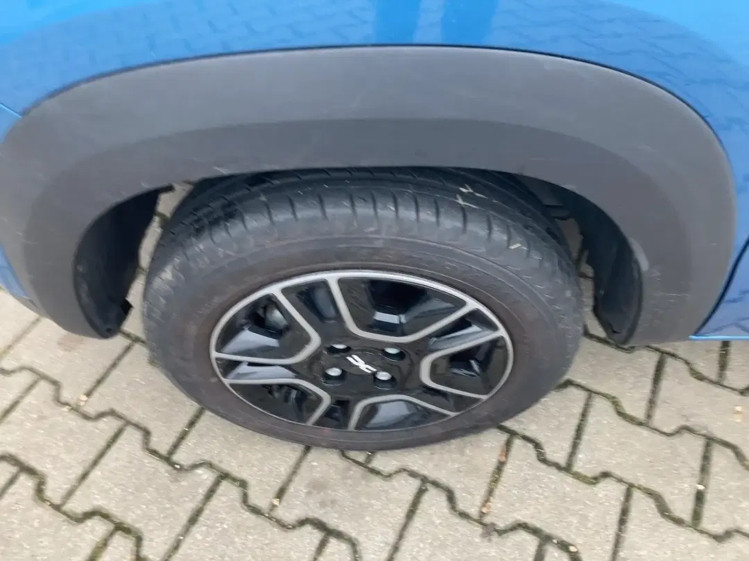 Dacia Spring - Thumbnail 6