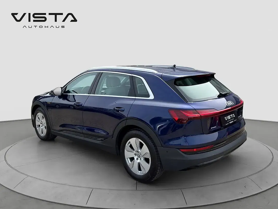Audi e-tron - Thumbnail 6