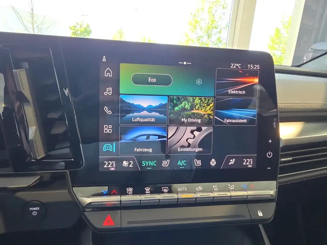 Mitsubishi Eclipse Cross - Thumbnail 15