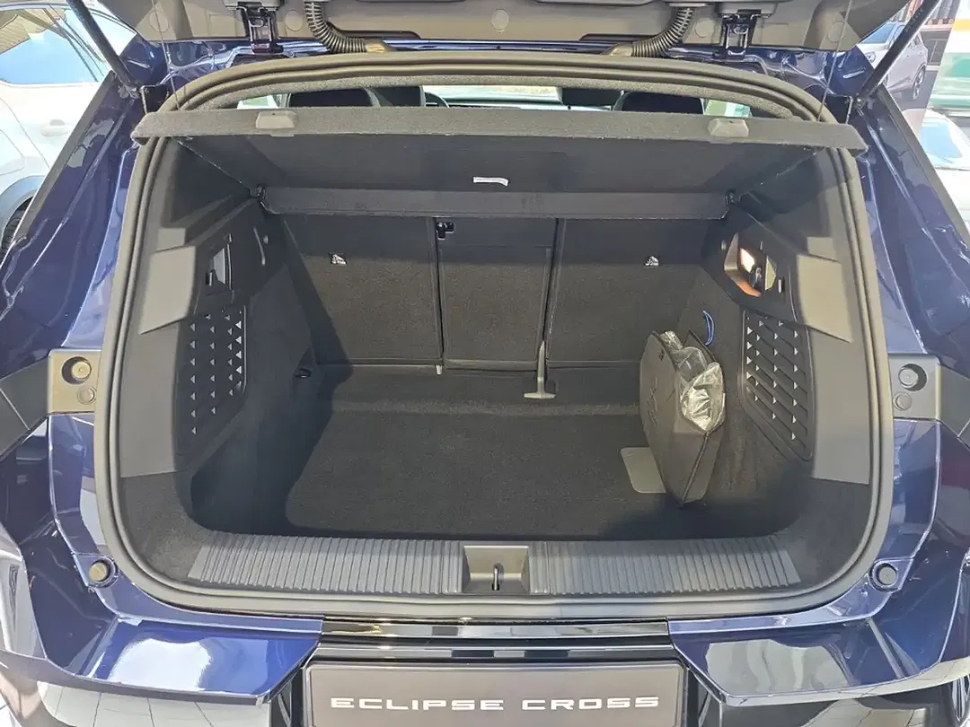 Mitsubishi Eclipse Cross - Thumbnail 26