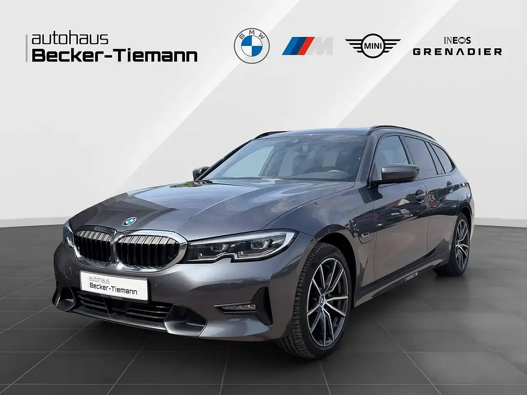 BMW 320 - Thumbnail 1