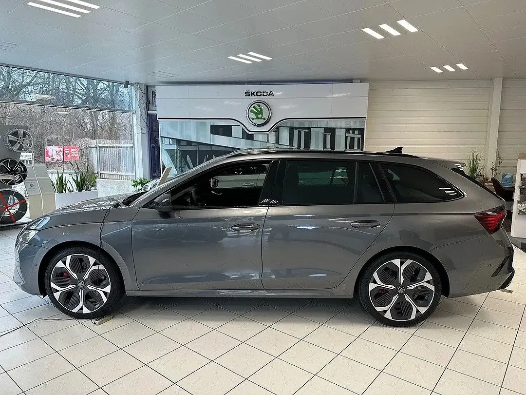 Skoda Octavia - Thumbnail 10