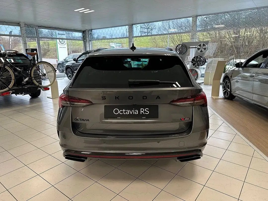 Skoda Octavia - Thumbnail 9