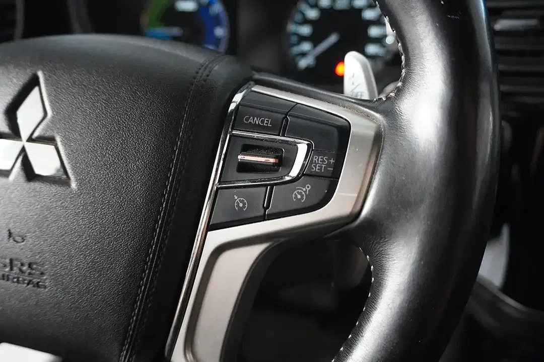 Mitsubishi Outlander - Thumbnail 22