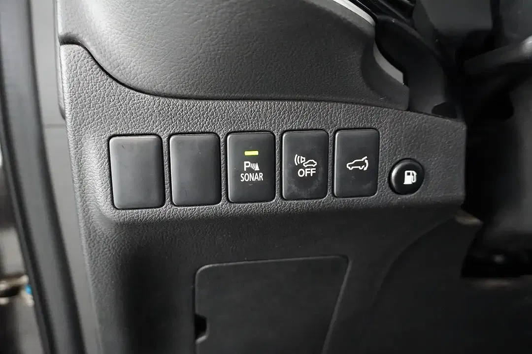 Mitsubishi Outlander - Thumbnail 24