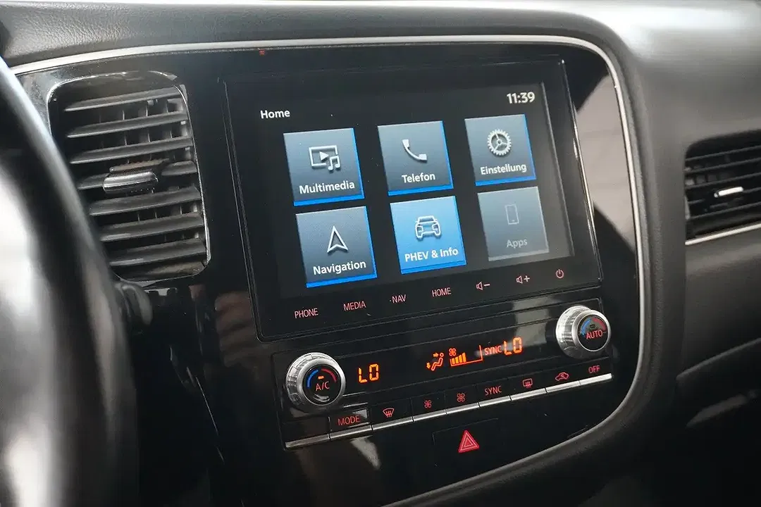 Mitsubishi Outlander - Thumbnail 27