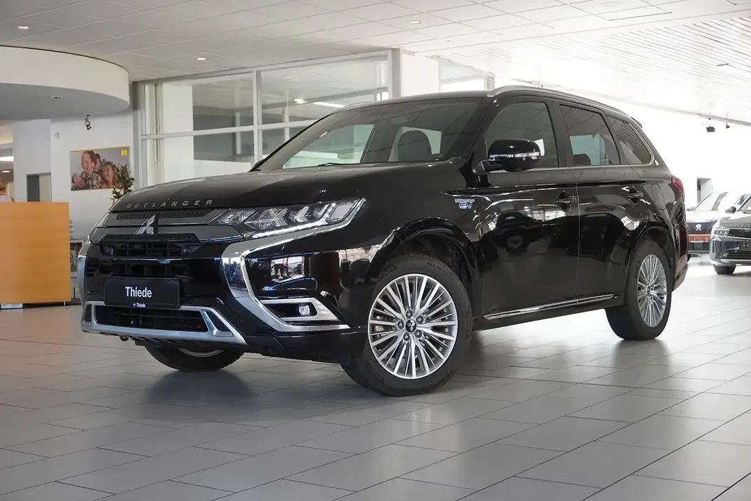 Mitsubishi Outlander 2.4 PHEV 4WD