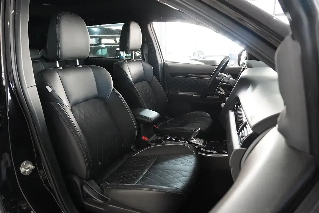 Mitsubishi Outlander - Thumbnail 42