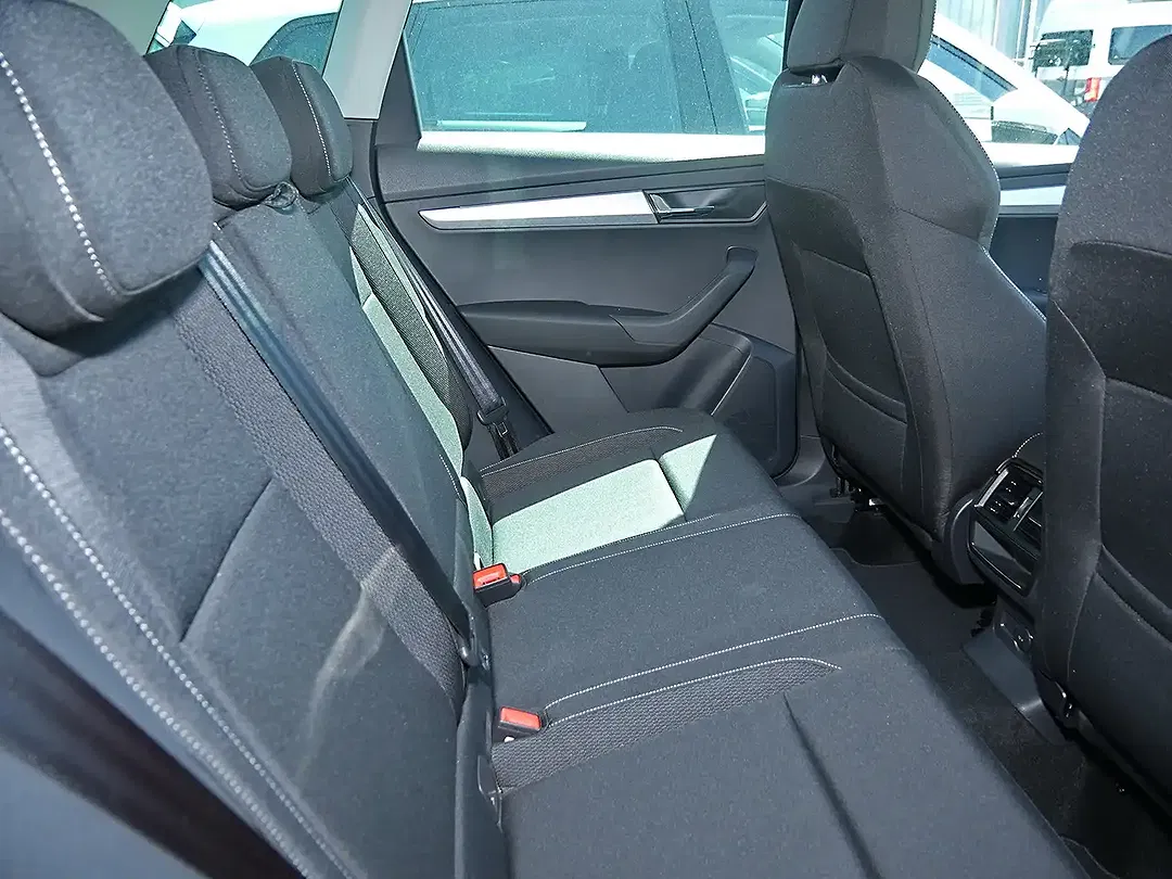 Skoda Karoq - Thumbnail 6