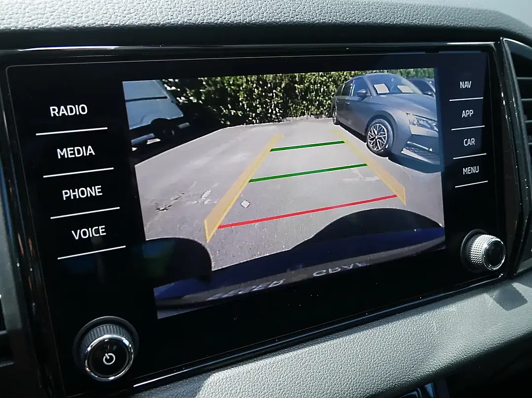 Skoda Karoq - Thumbnail 8