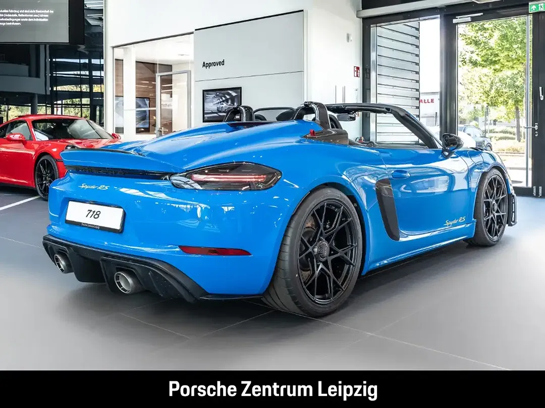 Porsche 718 Spyder - Thumbnail 11
