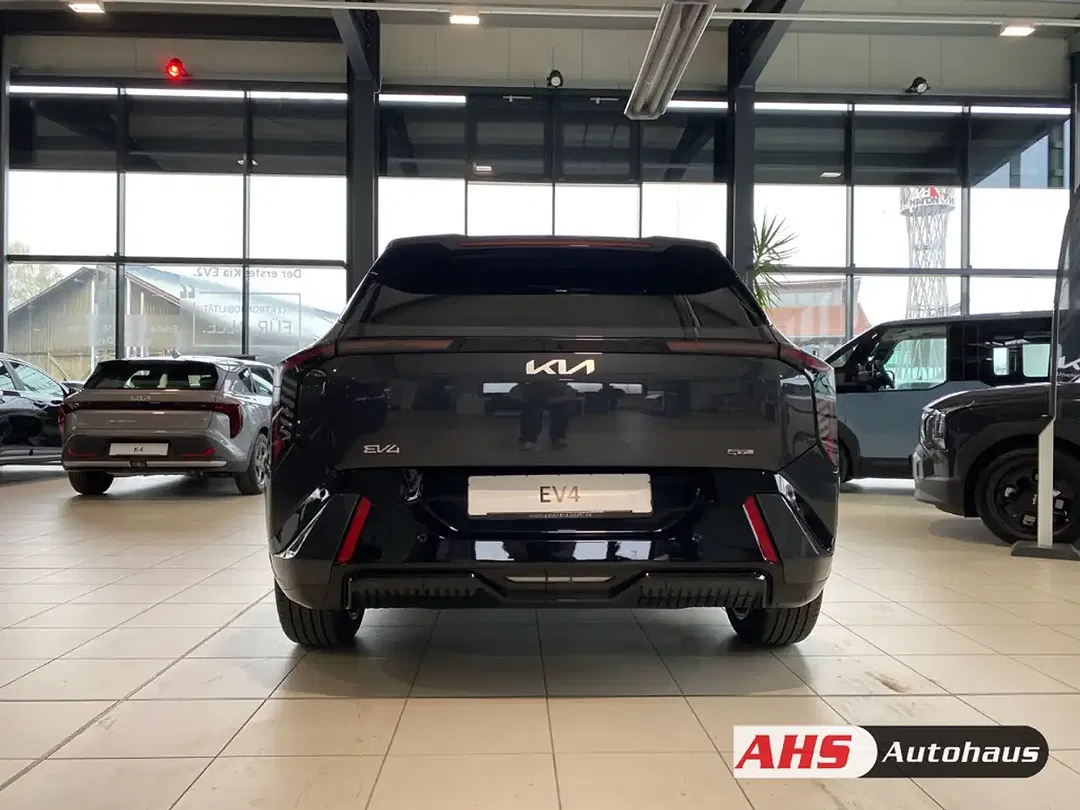 Kia EV4 - Thumbnail 5