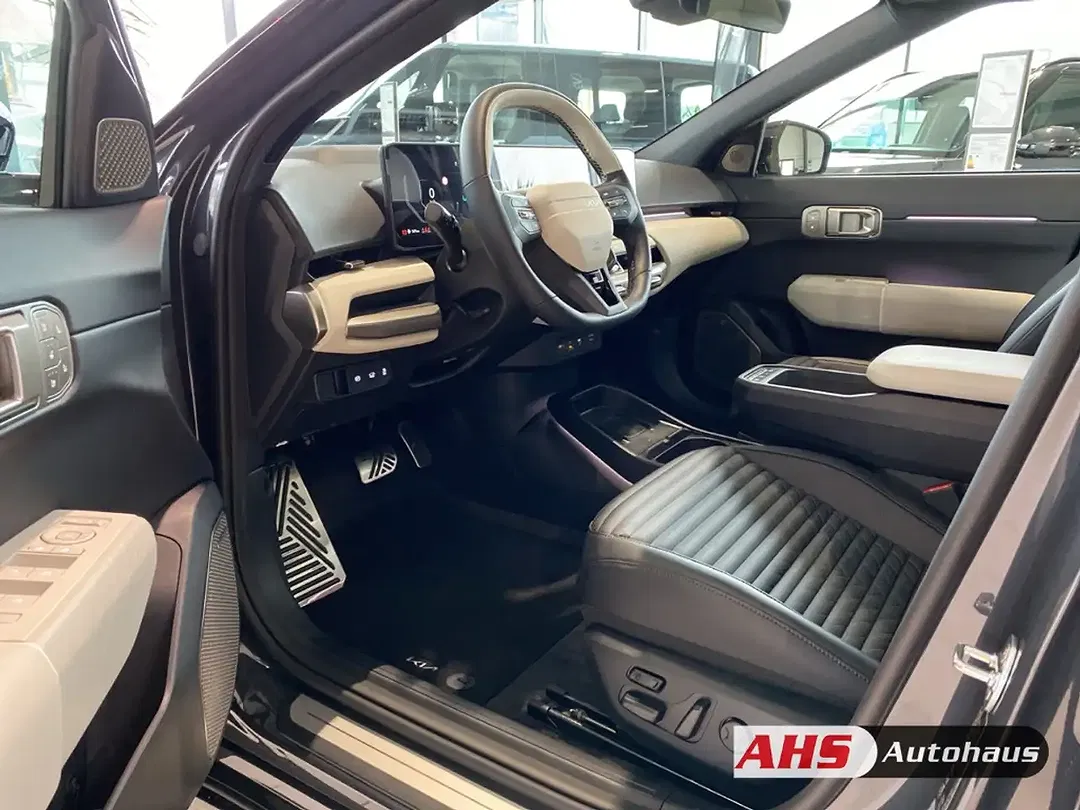 Kia EV4 - Thumbnail 8