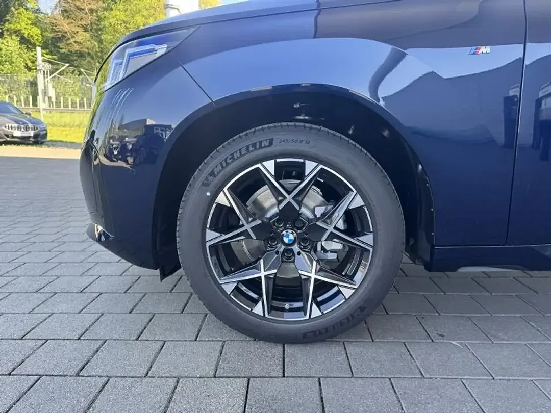 BMW X3 - Thumbnail 6