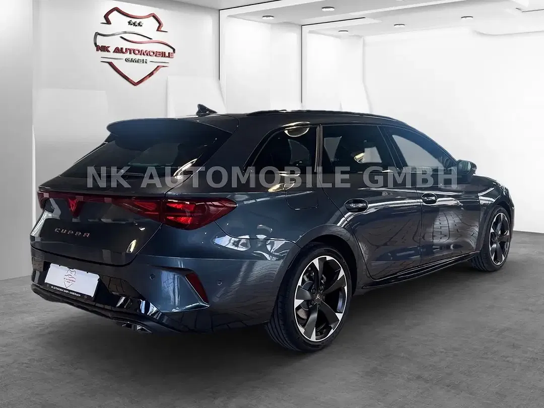 CUPRA Leon - Thumbnail 3