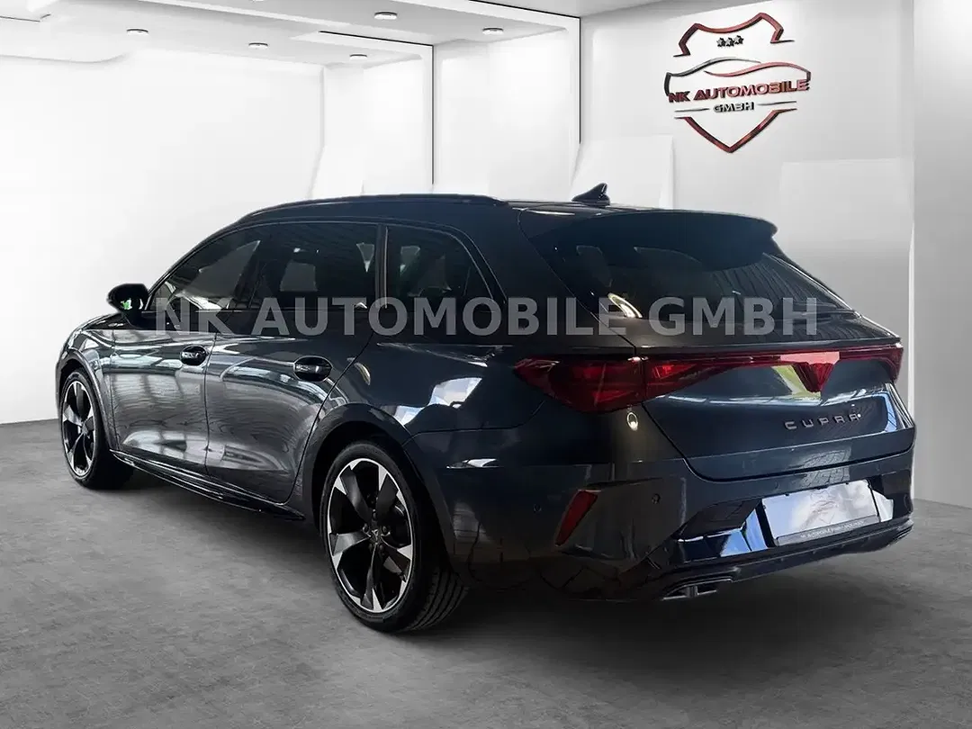 CUPRA Leon - Thumbnail 4