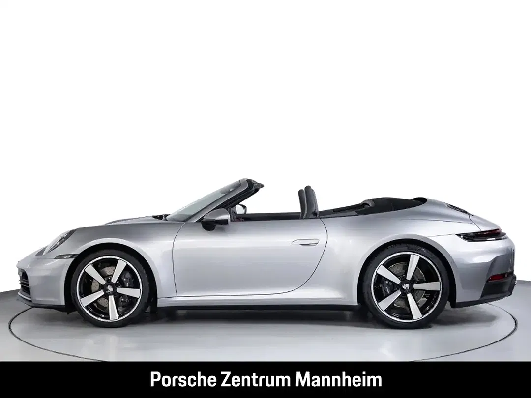 Porsche 992 - Thumbnail 2