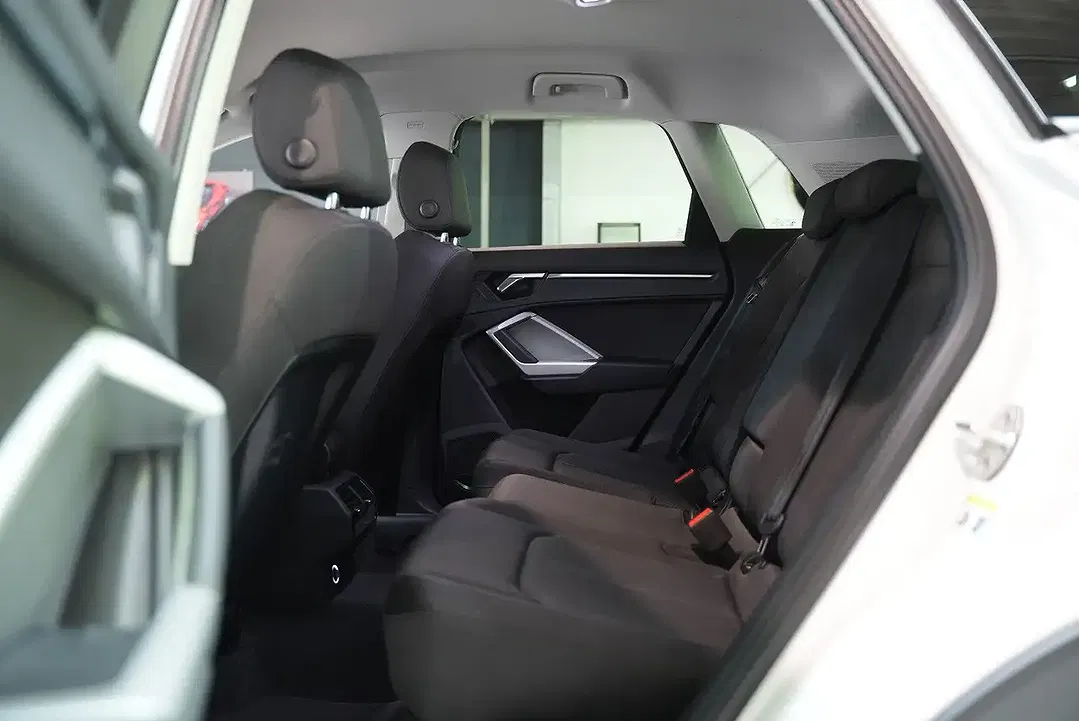Audi Q3 - Thumbnail 15