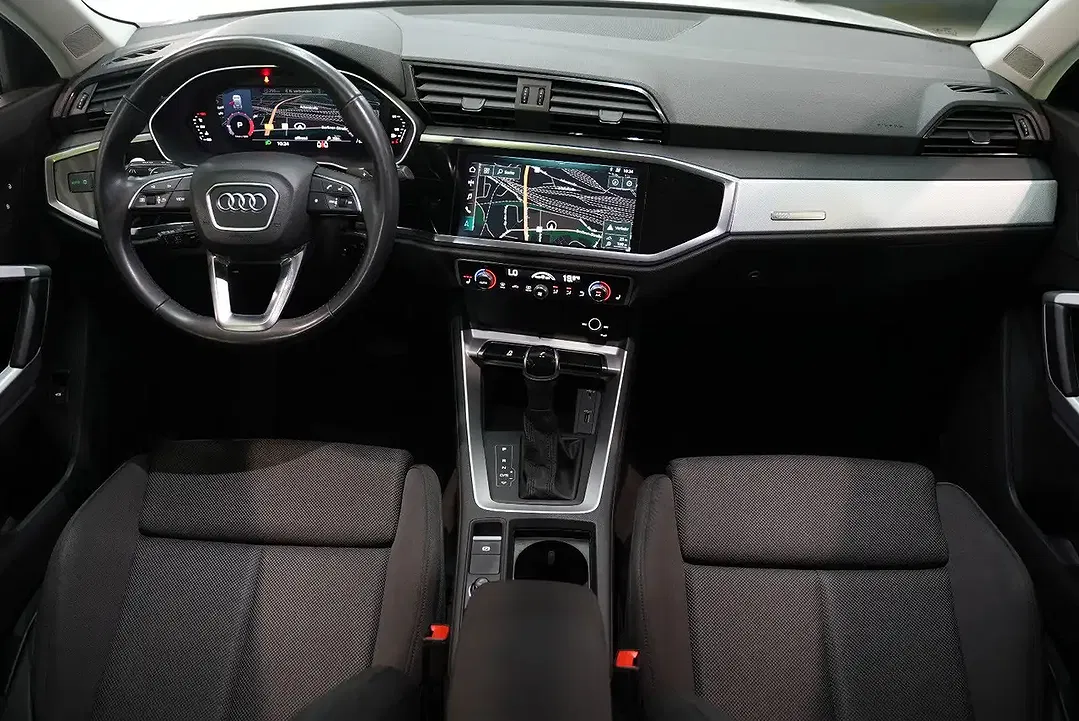 Audi Q3 - Thumbnail 7