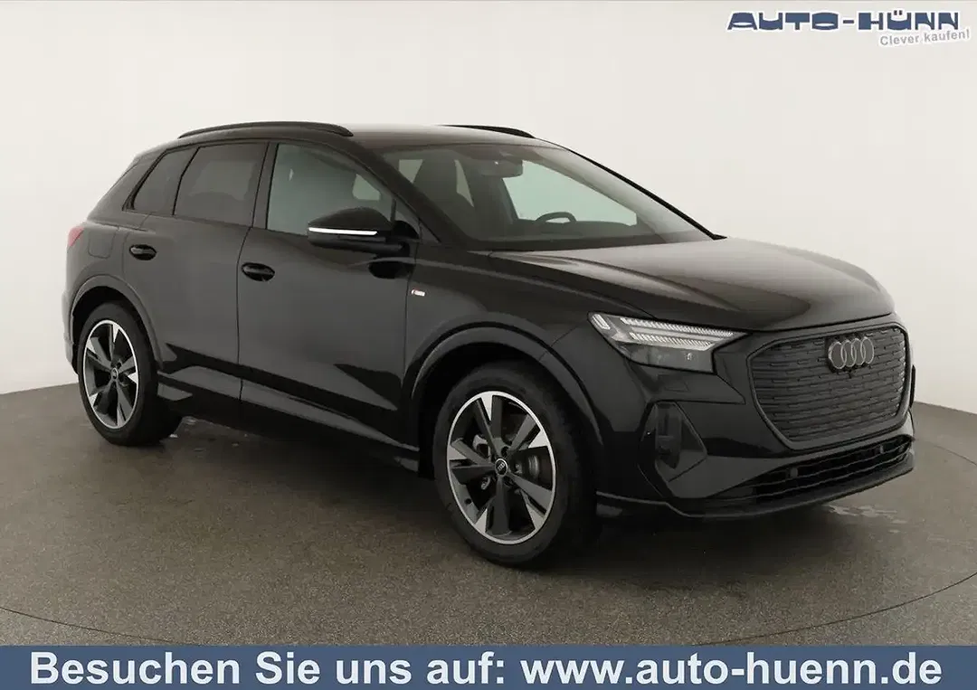Audi Q4 e-tron - Thumbnail 1