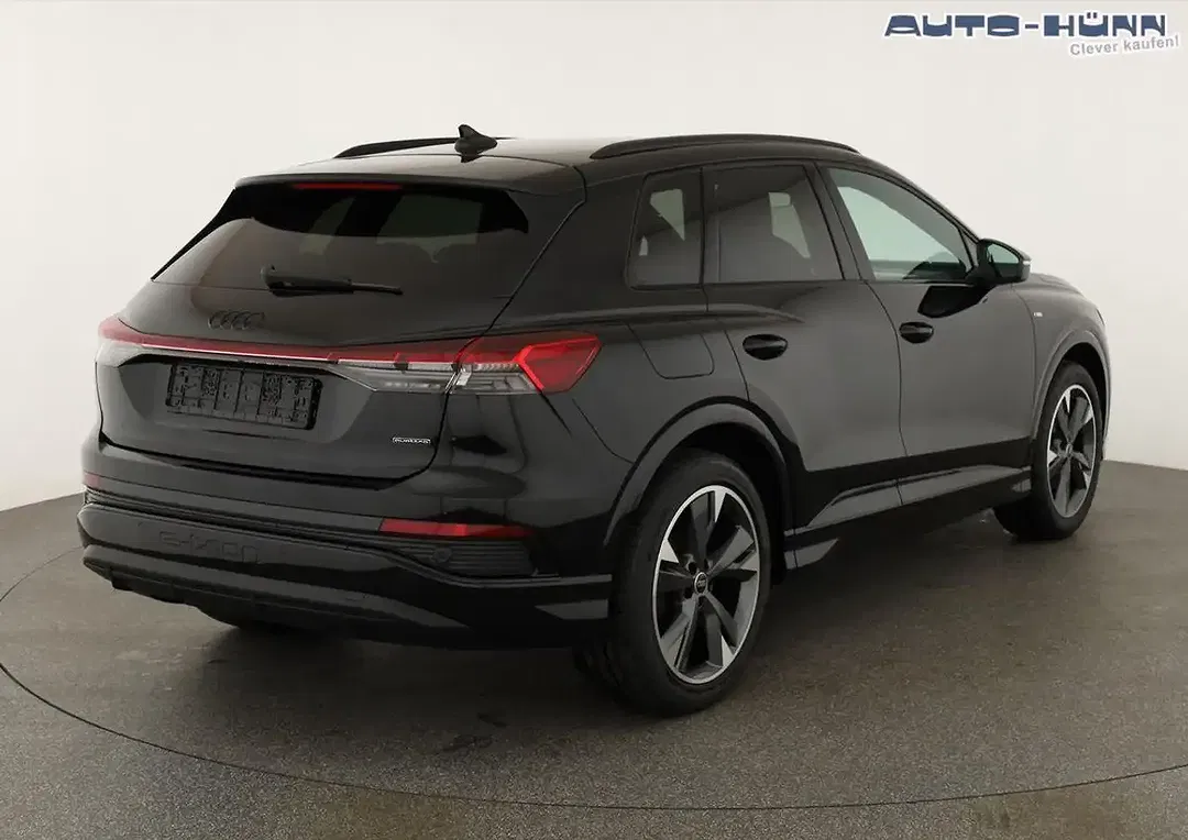 Audi Q4 e-tron - Thumbnail 2