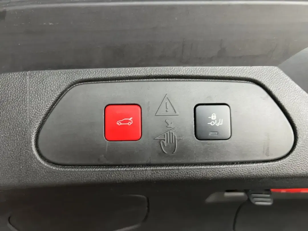 Opel Grandland - Thumbnail 8