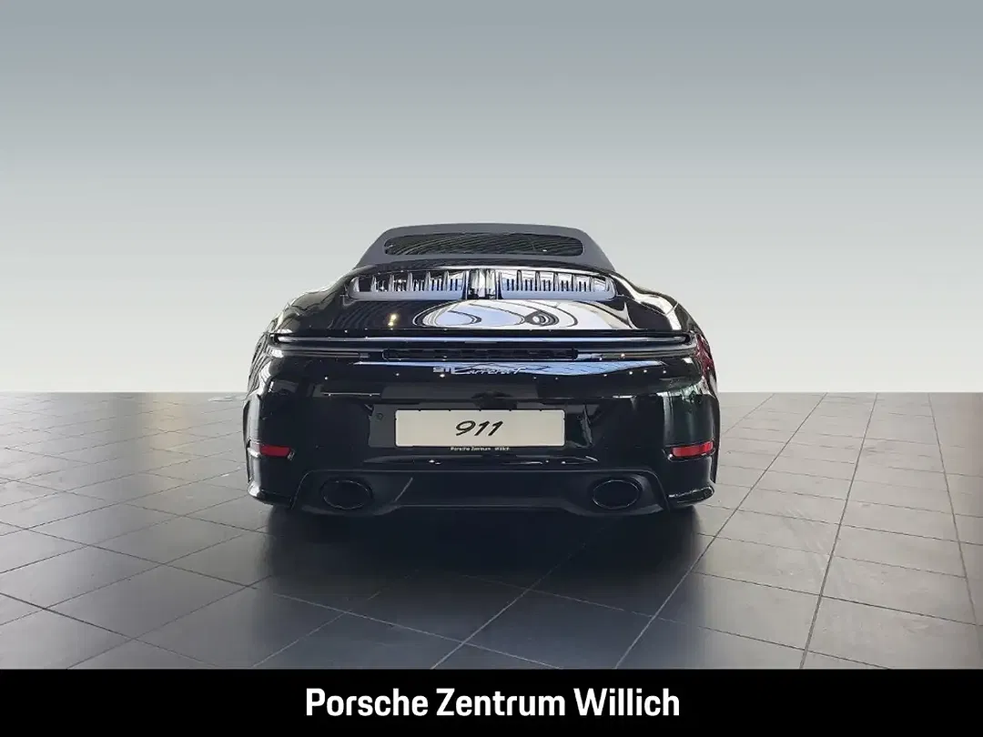 Porsche 992 - Thumbnail 5
