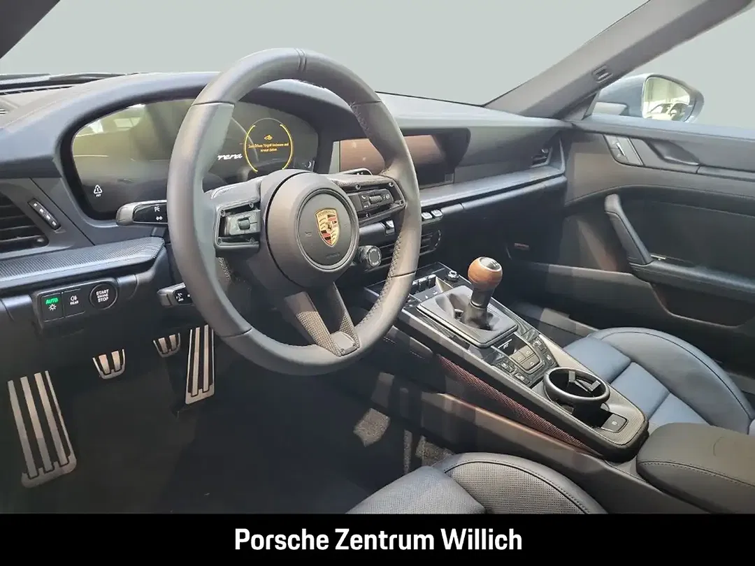 Porsche 992 - Thumbnail 7