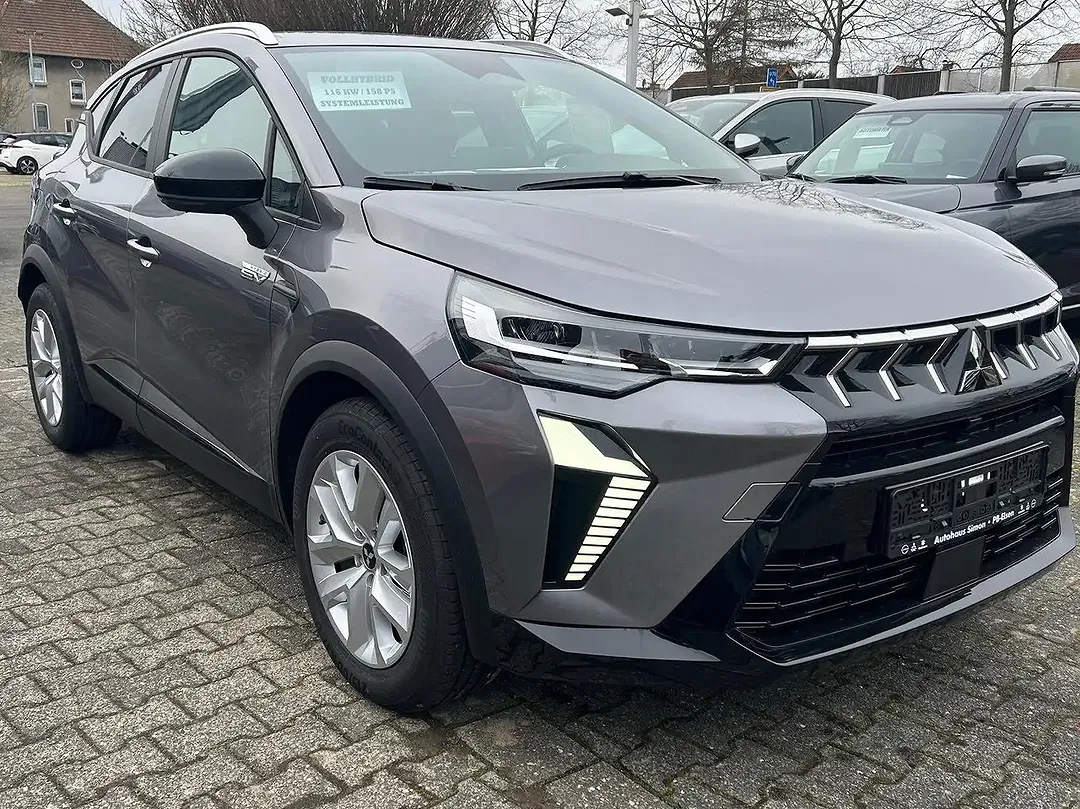 Mitsubishi ASX - Thumbnail 3