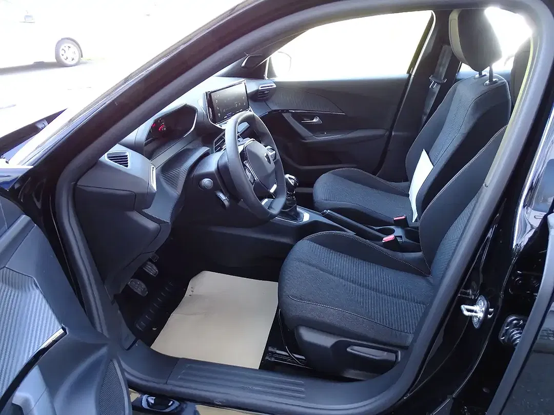 Peugeot 2008 - Thumbnail 10