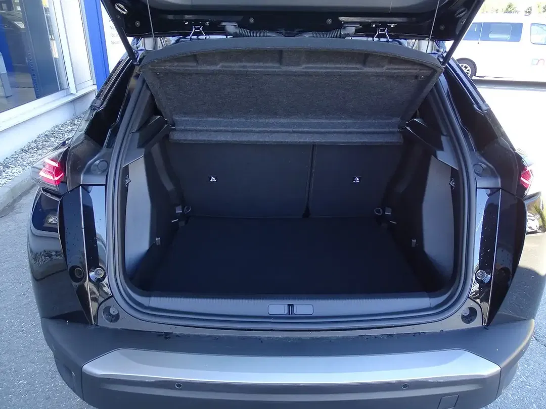 Peugeot 2008 - Thumbnail 8