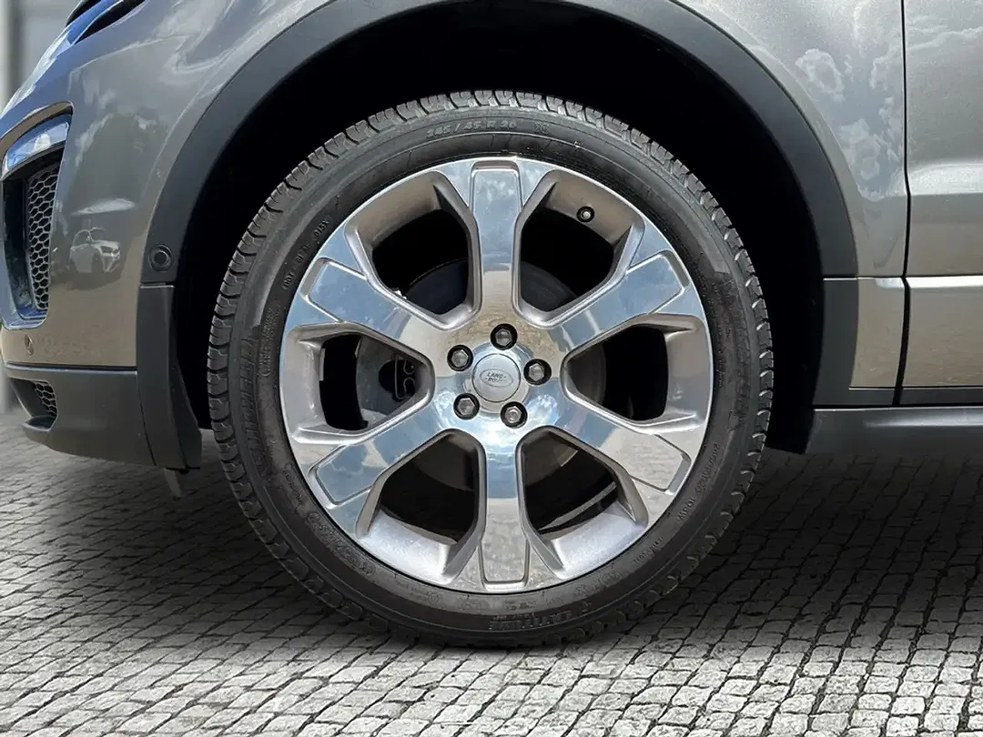 Land Rover Range Rover Evoque - Thumbnail 5