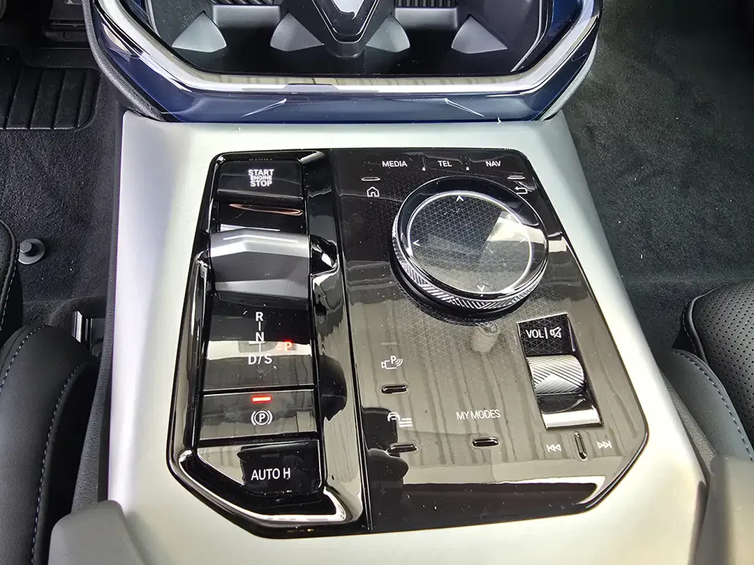 BMW X3 - Thumbnail 9
