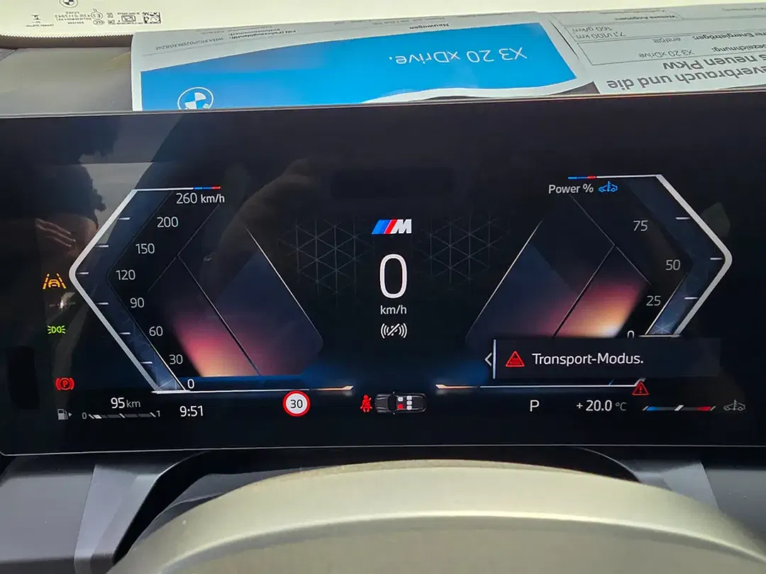 BMW X3 - Thumbnail 8