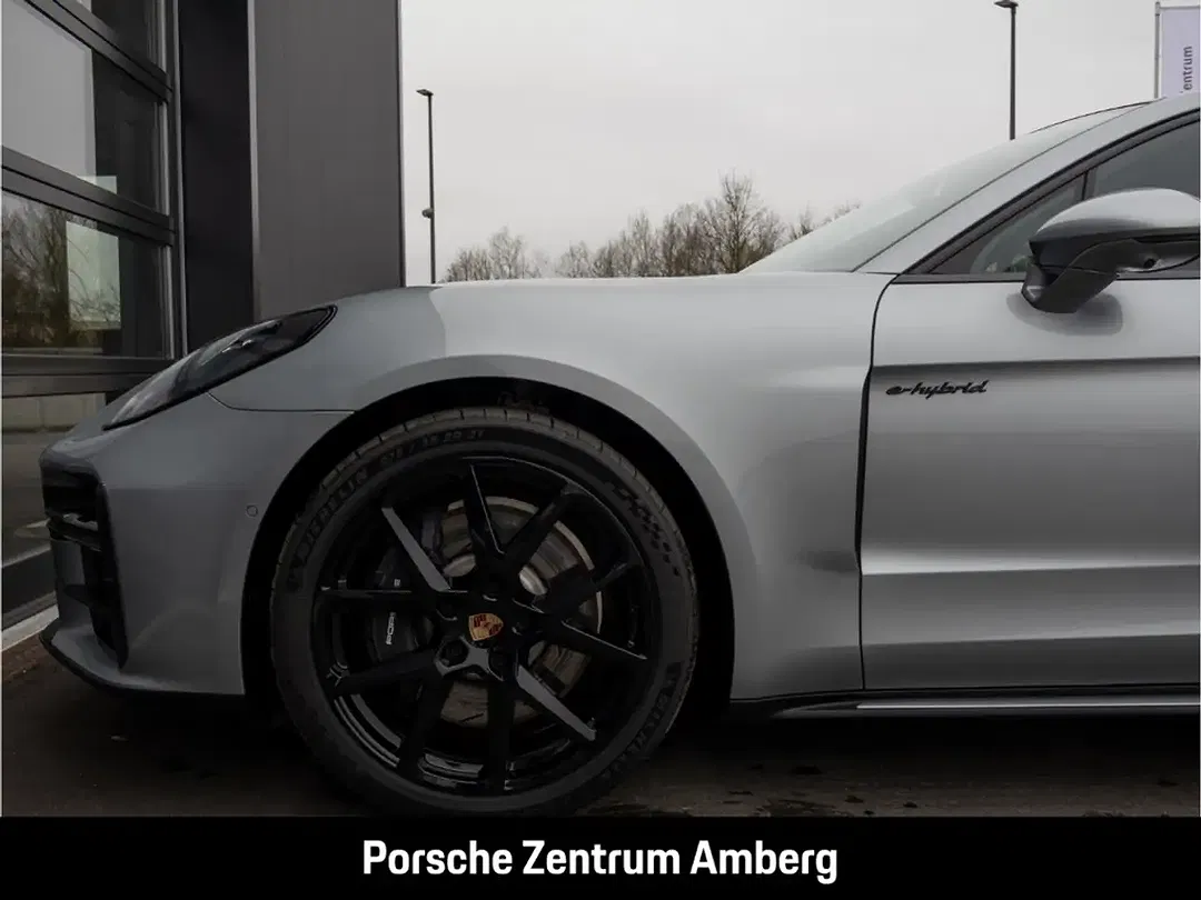 Porsche Panamera - Thumbnail 12