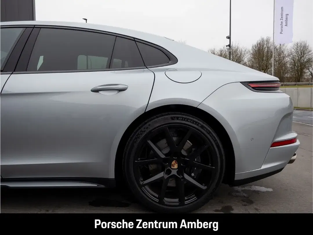 Porsche Panamera - Thumbnail 13