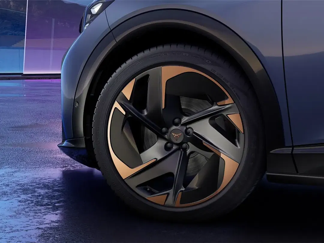CUPRA Tavascan - Thumbnail 7