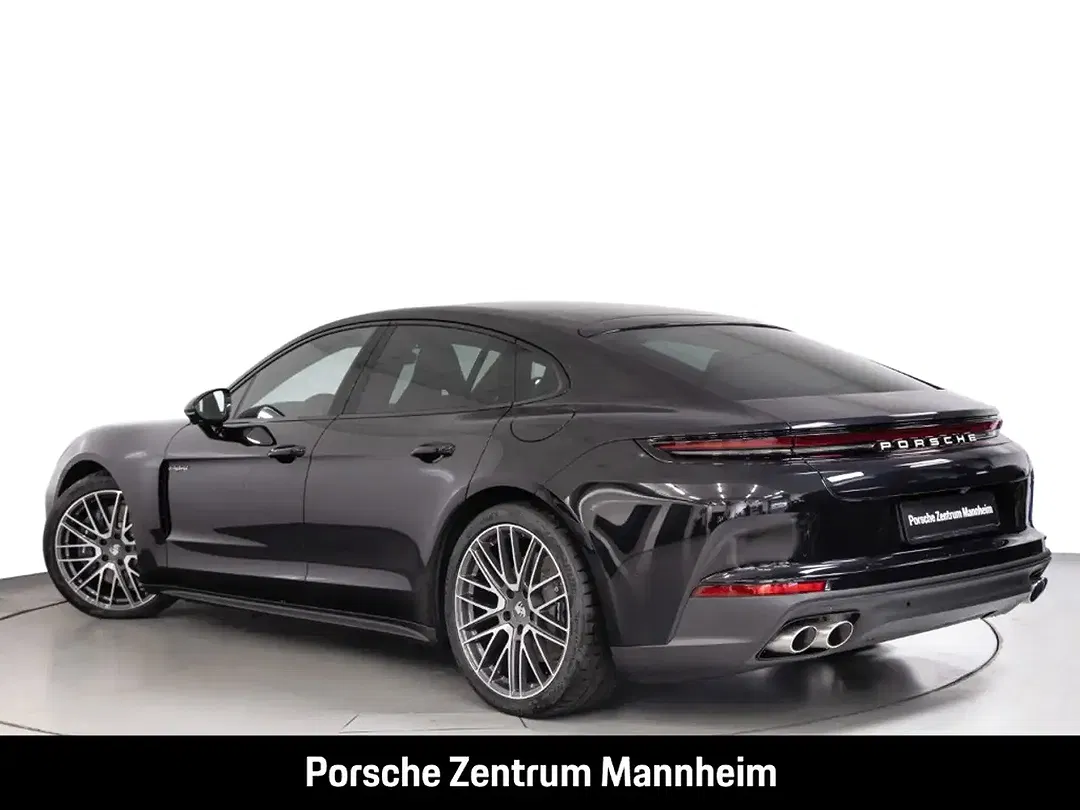 Porsche Panamera - Thumbnail 3