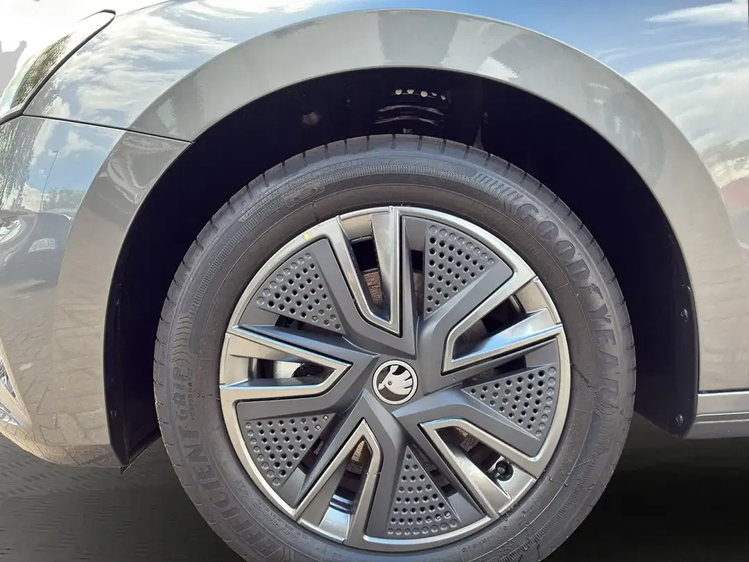 Skoda Fabia - Thumbnail 3