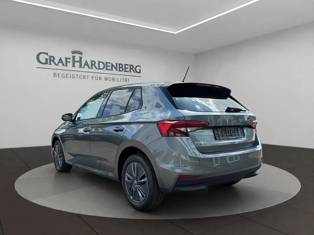 Skoda Fabia - Thumbnail 4