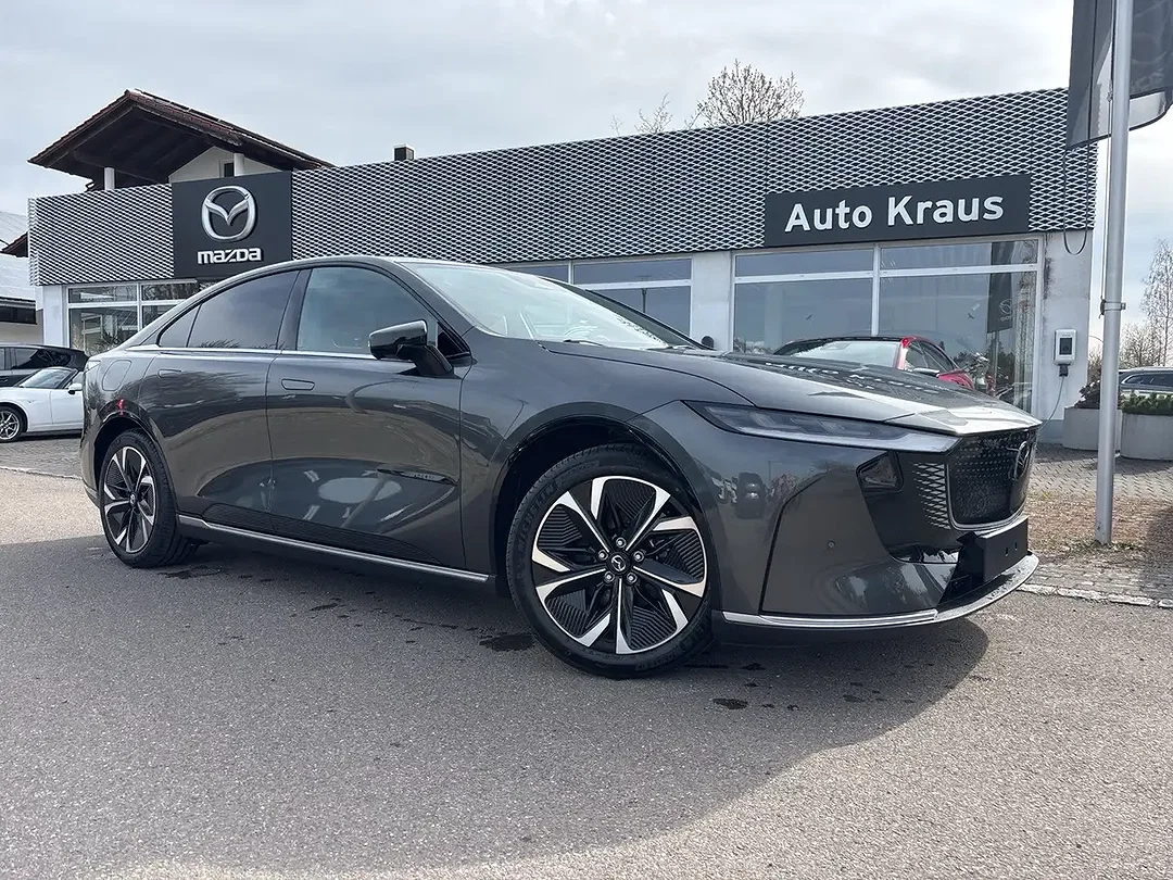 Mazda 6e - Afbeelding 1
