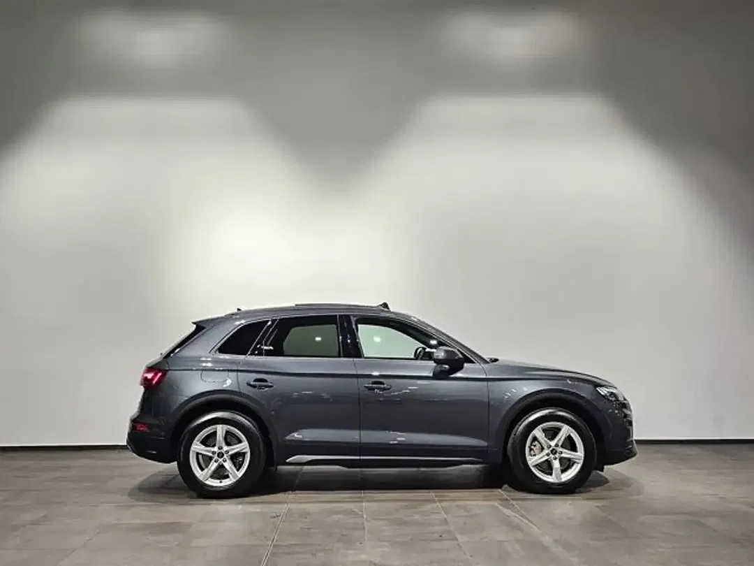 Audi Q5 - Thumbnail 6