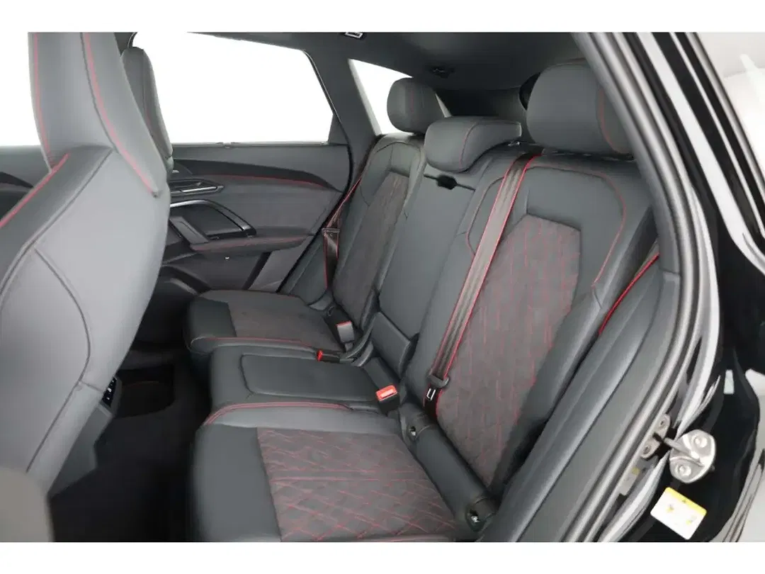 Audi Q5 - Thumbnail 10