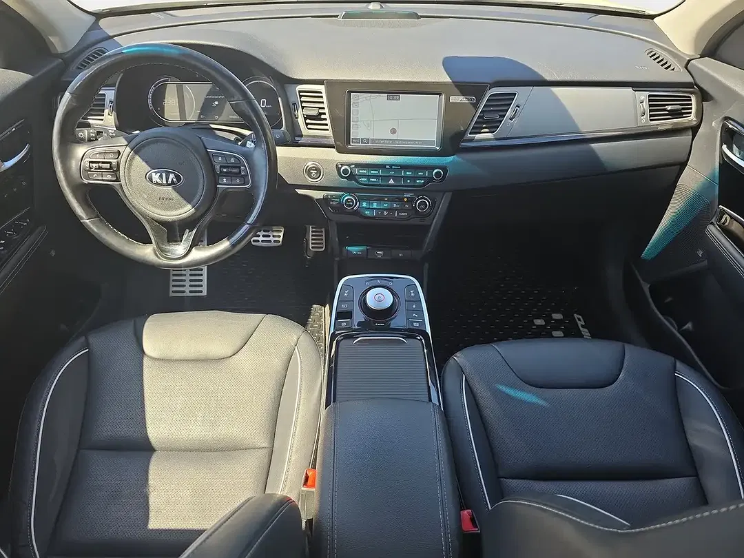 Kia Niro - Thumbnail 11