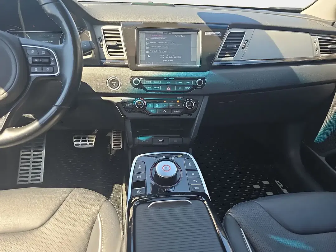 Kia Niro - Thumbnail 12