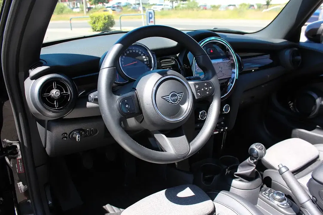 MINI One Cabrio - Thumbnail 12