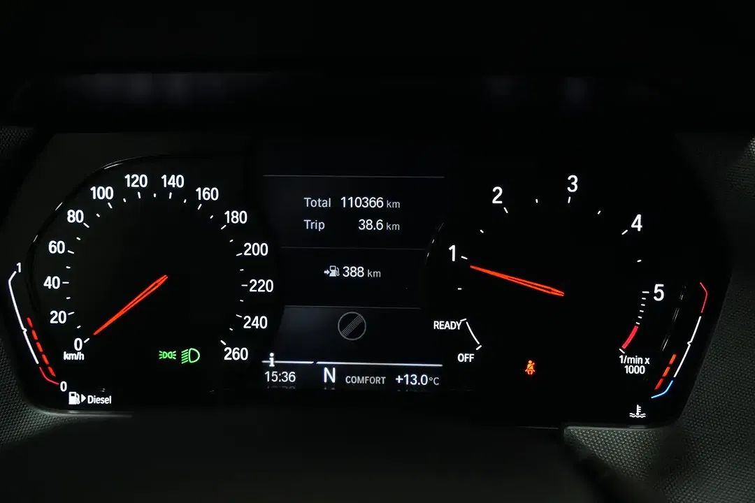 BMW 116 - Thumbnail 9